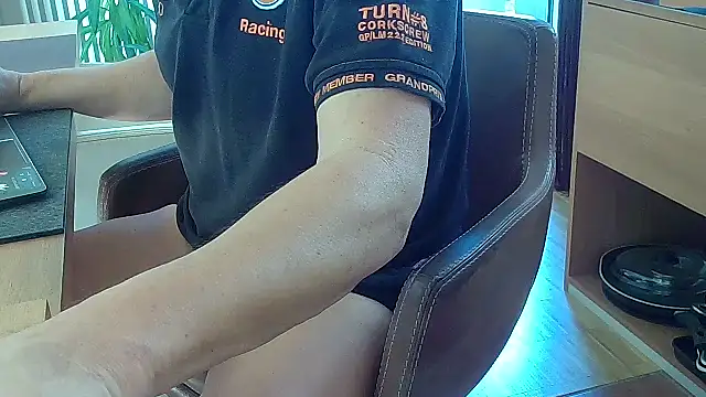 Unique X perience online show from 10-30-25, 12:03