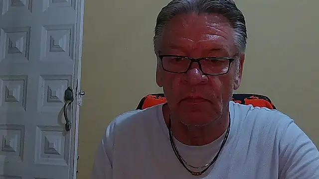 Unique X perience online show from 03-15-26, 01:56