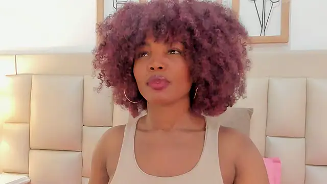 dakhota    online show from 10-25-25, 04:40