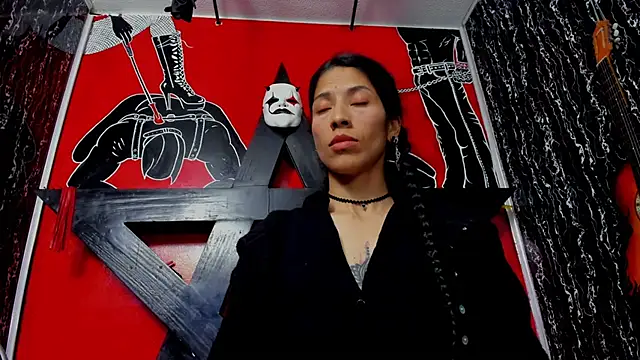 Snapshot of damian_and_tiana chatting on 03-04-26, 04:31 damian and tiana online show from 03-04-26, 04:31