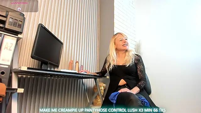 Snapshot of samanthajonexxx chatting on 02-20-26, 03:58 samanthajonexxx online show from 02-20-26, 03:58