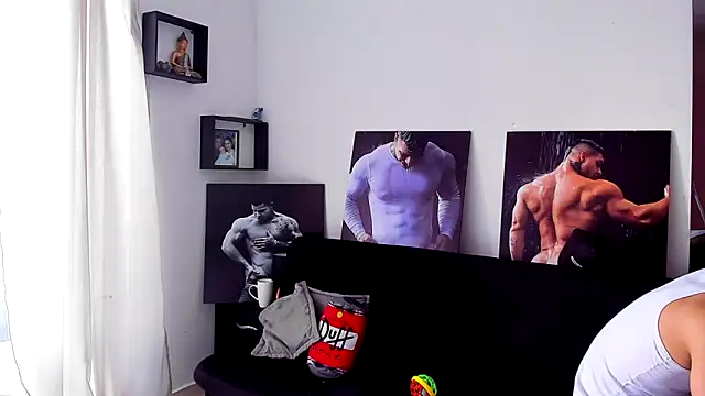 Marck Mathews online show from 12-04-25, 02:38