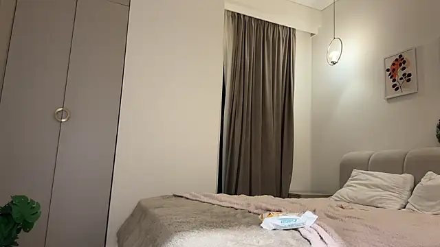 Kelly Berry   online show from 03-02-26, 06:04