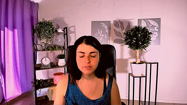 MartaEdams online show from 06-11-26, 05:04
