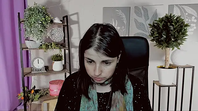 MartaEdams online show from 04-18-26, 06:05