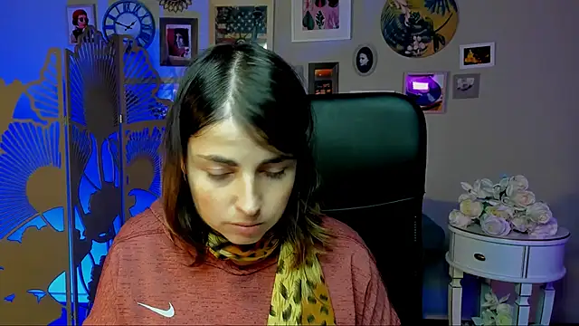 MartaEdams online show from 11-24-25, 06:13