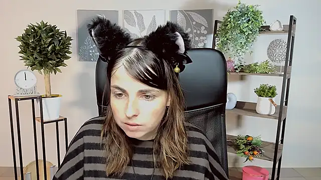 MartaEdams online show from 10-15-25, 06:11