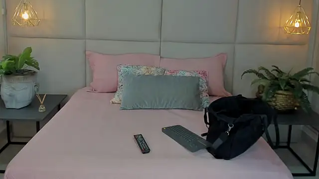 SamayRyann online show from 04-18-26, 01:46