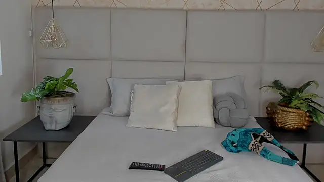 SamayRyann online show from 05-28-26, 01:39