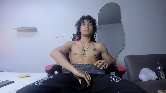 JackesTaylor online show from 04-21-26, 06:53
