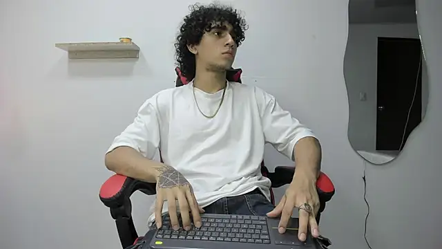 JackesTaylor online show from 11-04-25, 04:16