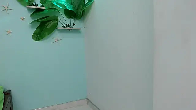 eladyrous98 online show from 10-30-25, 02:36