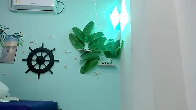 eladyrous98 online show from 11-21-25, 07:29