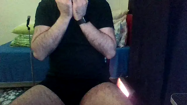 Snapshot of st206boy chatting on 04-30-26, 10:36 st206boy online show from 04-30-26, 10:36