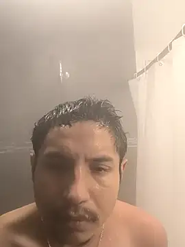 Snapshot of kSwisssxxx chatting on 12-14-25, 12:39 kSwisssxxx online show from 12-14-25, 12:39