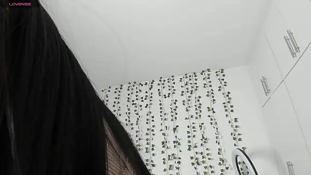 Snapshot of SelenaStonne chatting on 05-23-26, 10:31 SelenaStonne online show from 05-23-26, 10:31