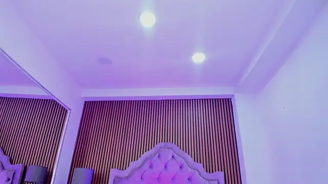 SelenaStonne online show from 11-08-25, 08:12