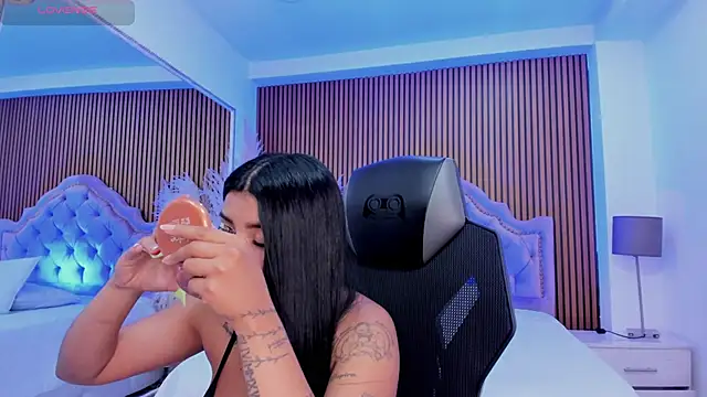 SelenaStonne online show from 01-10-26, 08:04