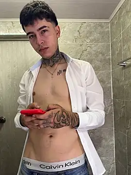 samm4044 online show from 09-26-25, 08:49