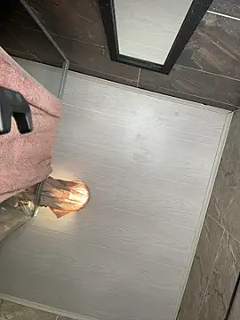 samm4044 online show from 11-30-25, 07:47