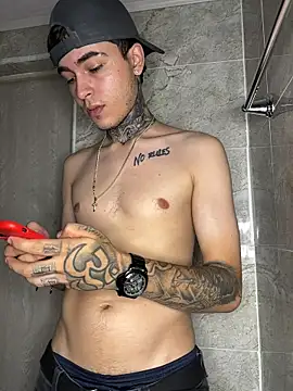 samm4044 online show from 10-24-25, 03:38