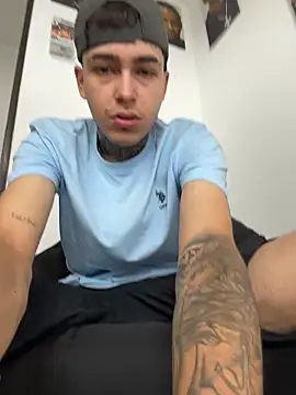 samm4044 online show from 04-05-26, 04:35