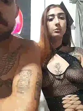 parejajuguetona420 online show from 03-03-26, 02:40