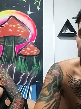 parejajuguetona420 online show from 03-09-26, 03:32