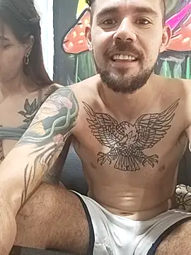 parejajuguetona420 online show from 11-24-25, 05:46