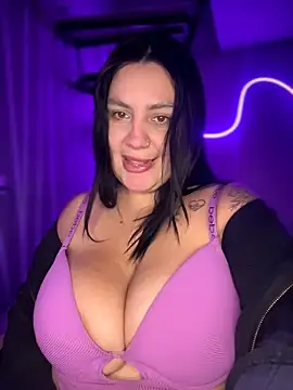 victoria amatista  online show from 03-08-26, 12:41