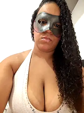 jadeamourim   online show from 10-19-25, 06:54