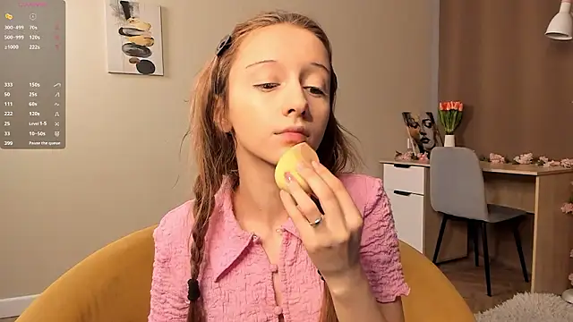 TaiteFairfield online show from 03-05-26, 07:16