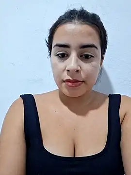Snapshot of channell0 chatting on 05-26-26, 05:05 channell0 online show from 05-26-26, 05:05