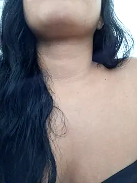 Snapshot of channell0 chatting on 06-25-26, 05:05 channell0 online show from 06-25-26, 05:05