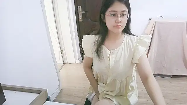 Snapshot of 98bunny chatting on 07-02-26, 02:34 98bunny online show from 07-02-26, 02:34
