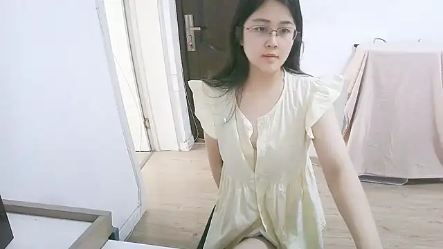 Snapshot of 98bunny chatting on 07-02-26, 03:23 98bunny online show from 07-02-26, 03:23