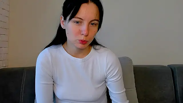 Elle Pearl  online show from 10-22-25, 06:13