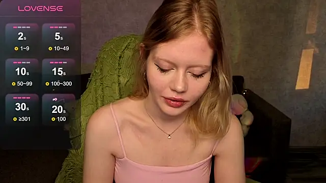 Snapshot of Wendy_228 chatting on 10-12-25, 01:18 Wendy 228 online show from 10-12-25, 01:18