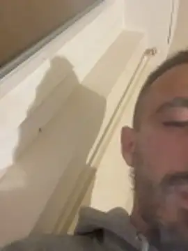 Snapshot of mario231197 chatting on 02-05-26, 10:05 mario231197 online show from 02-05-26, 10:05