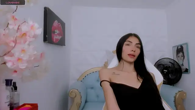 eimy skinny  online show from 10-23-25, 05:00
