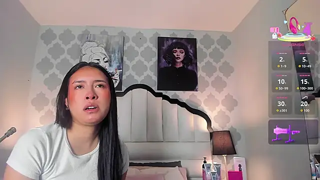 SarahMiler  online show from 11-01-25, 07:52