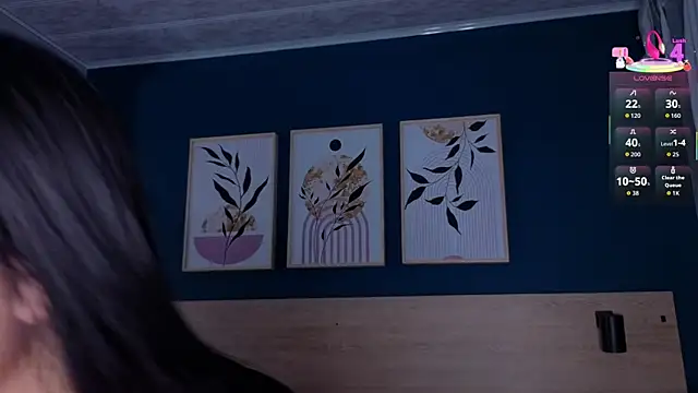 SarahMiler  online show from 09-23-25, 12:45