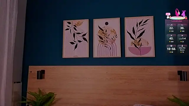 SarahMiler  online show from 09-26-25, 11:50