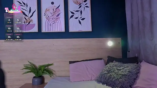 SarahMiler  online show from 02-24-26, 11:55