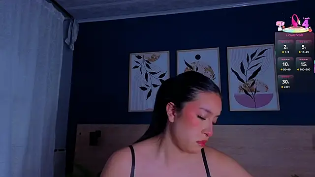 SarahMiler  online show from 09-24-25, 11:50