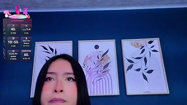 SarahMiler  online show from 01-12-26, 07:42