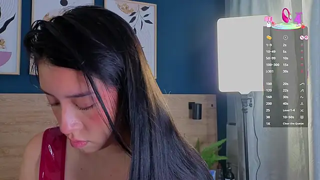 SarahMiler  online show from 09-30-25, 11:49