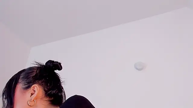 Taylormaxwell online show from 12-01-25, 09:04