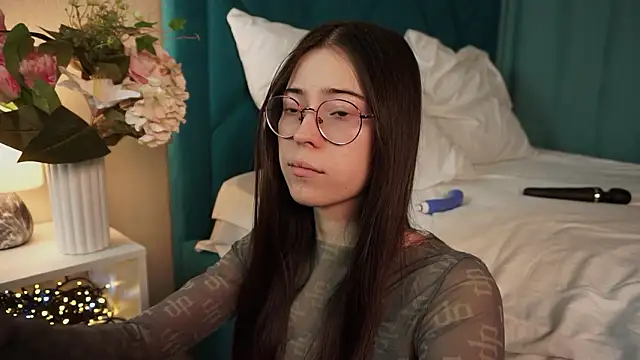 ywixos online show from 03-12-26, 02:54