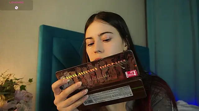 ywixos online show from 10-26-25, 02:39